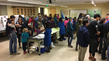 Visitors to the yeast exhibits at Biodiversity Museum Day 2017